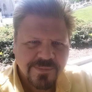 Meet your Posher, Randall